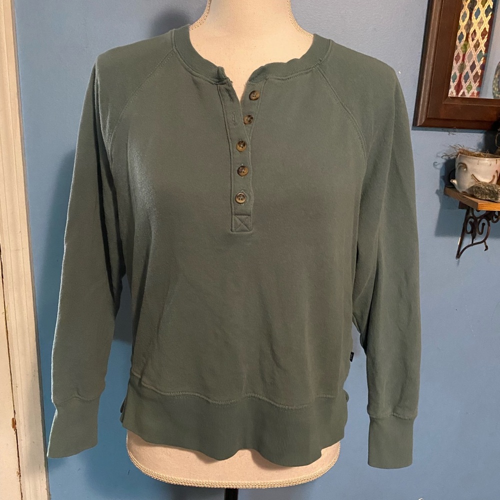 Gap, Green, Henley, Top